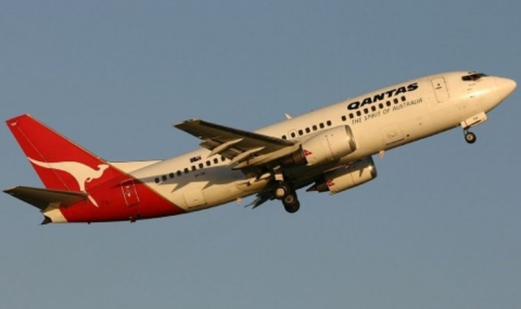 Двигател на Боинг 737 гръмна по време на полет
