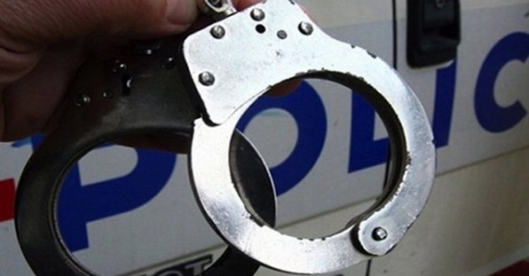Заловиха мъж, обрал товарен автомобил 