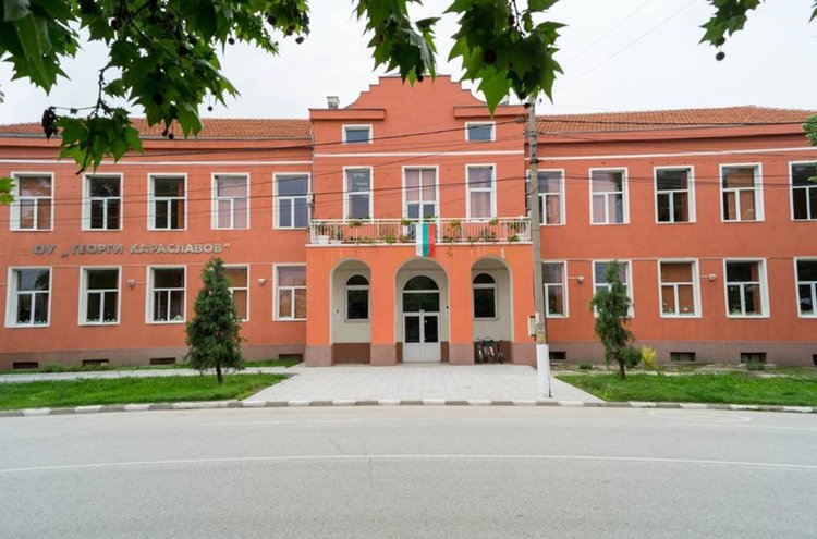 В Дебър отбелязват 157 години образователно дело