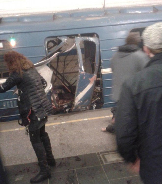 Взрив избухна в метрото в Санкт Петербург