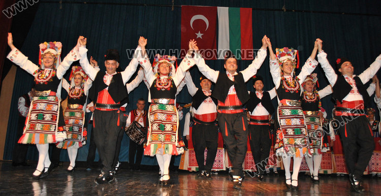 Ансамбъл „Китна Тракия“ с концерт в Тракийския университет в Одрин