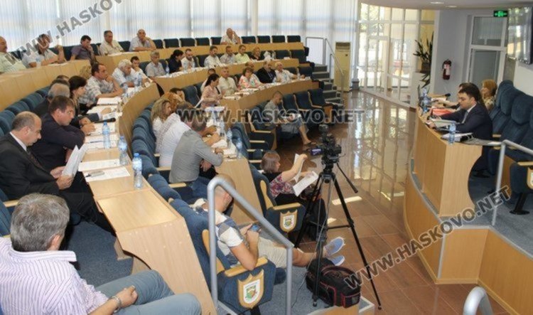 Приеха бюджета на Димитровград с 21 гласа "за", 5 "против", 4-ма се въздържаха