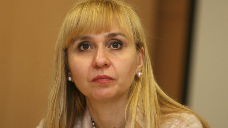 Първите три дни от болничните трябва да се плащат, категоричен омбудсманът