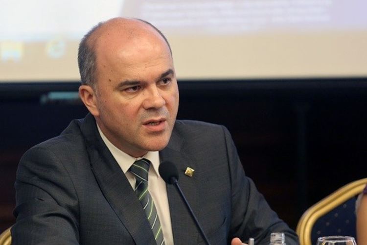 Бойко Борисов поиска и прие оставката на социалния министър Бисер Петков