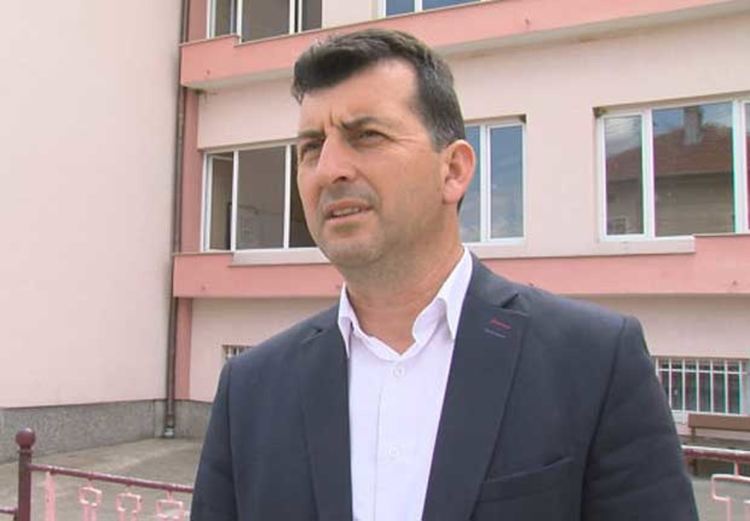 Евродепутатът Асим Адемов  награди победителите в конкурса „Будителите на моя роден край, които трябва да помним" 