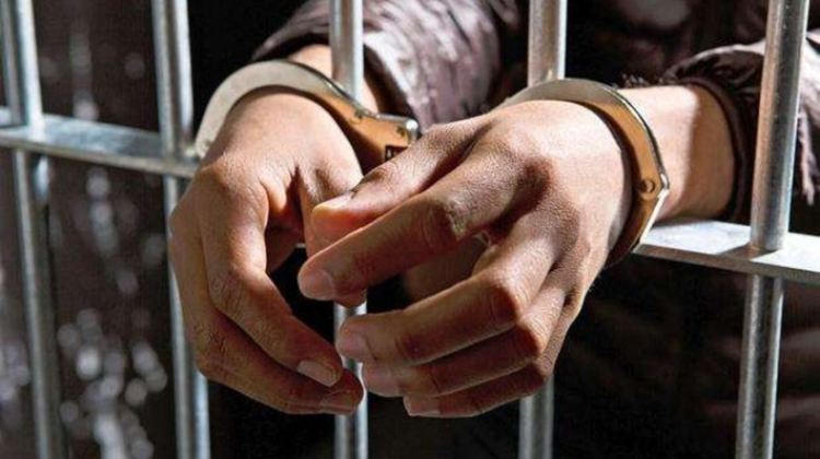 Полицията разкри незаконно оръжие , притежателя е задържан