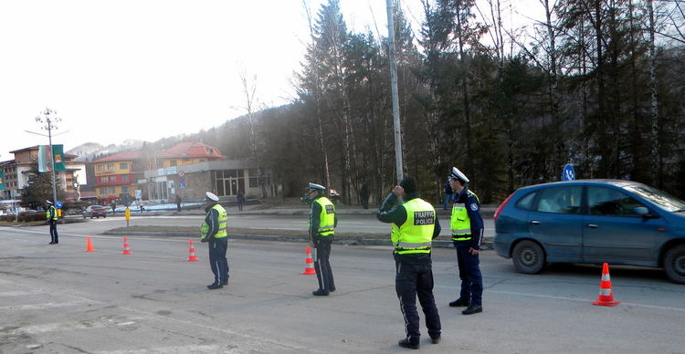 Ученици и полицаи в съвместна акция срещу алкохола зад волана