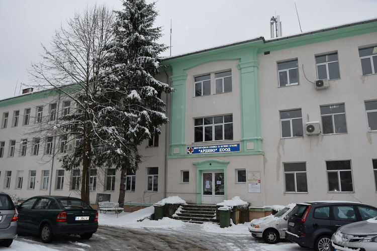 Мъж и жена от Ардино са новите случаи на заразени от коронавируса в областта
