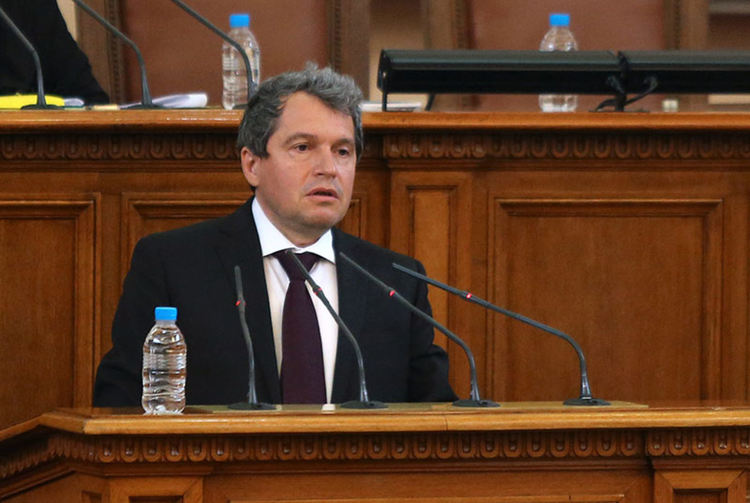 Партията на Слави не се отказва от мажоритарния вот