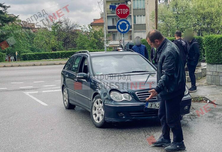 Младеж катастрофира в “елипсовидното” кръгово в Димитровград