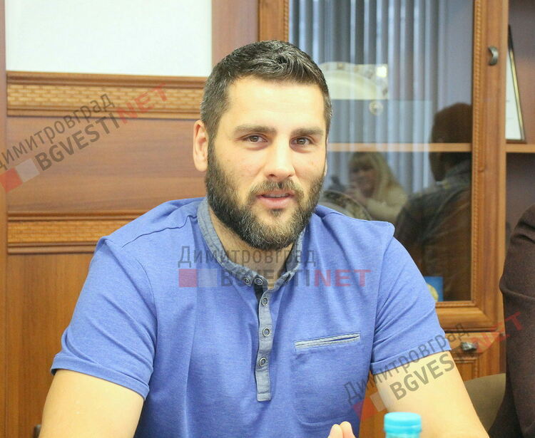 Димитровградчанинът Димитър Караиванов: аз ще протестирам пред ТЕЦ-а днес, защото трябва да се спазват законите