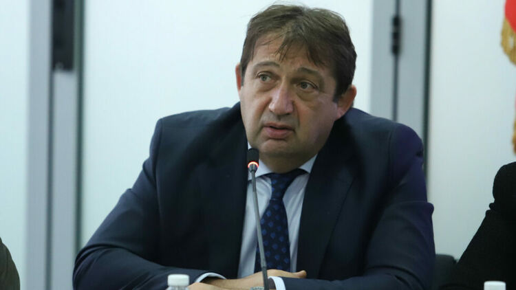 МРРБ ще проведе разговори с пътните фирми в понеделник