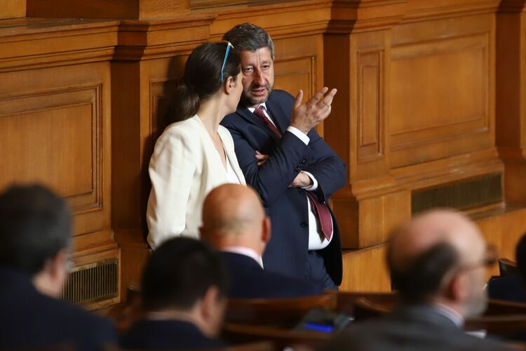 Христо Иванов: Готови сме да реализираме мандат във всички форми