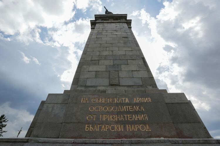 Ново нападение над Паметника на Съветската армия