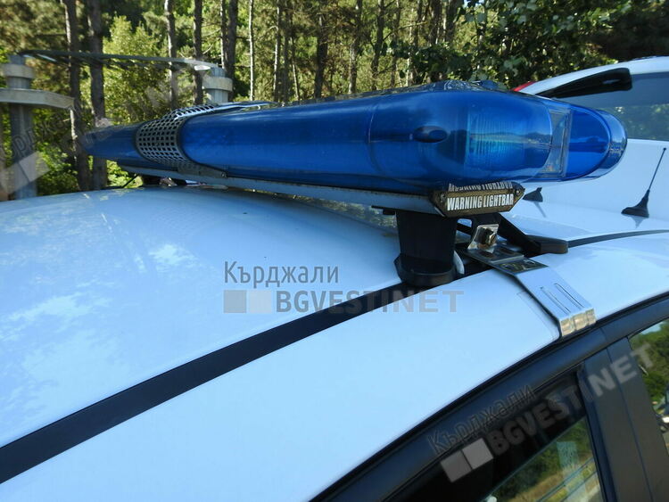 Трима пребиха и ограбиха жена за 60 лева посред бял ден в Кърджали