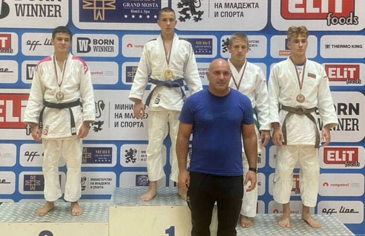 Титла и два бронзови медала за хасковските джудисти на Държавното първенство