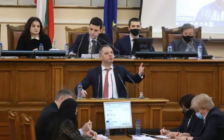 Делян Добрев знаел, че СОКАР иска да купи „Лукойл Нефтохим“