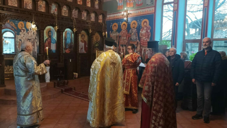 40 дни от кончината на отец Боян Саръев