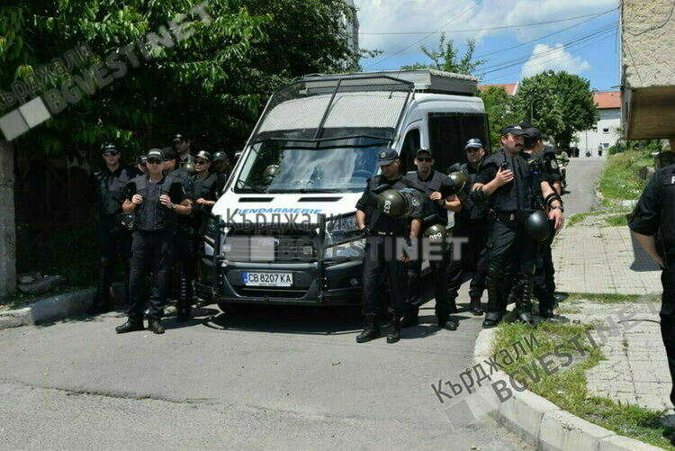 Полицаи и жандармеристи ще охраняват селскостпонаската реколта в област Кърджали