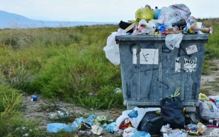 Всички партии дружно спънаха новата такса смет