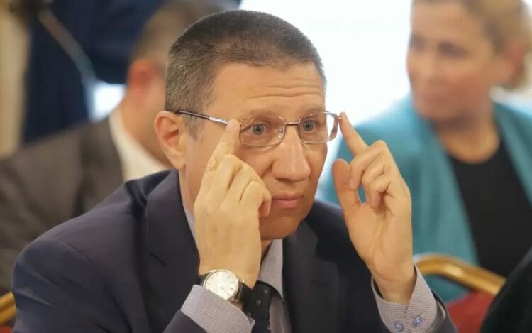 Сарафов внесе във ВСС диплома от Симеоново с няколко тройки