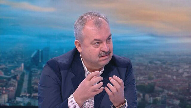 Любчо Нешков: Мехмед II Завоевателя е бил повече демократ от Вучич. На прага на гражданска война в Сърбия?