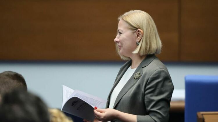 Йорданова: ДПС-НН стават все по-явна част от управляващата коалиция. Борисов не намери смелост да се разграничи от Пеевски