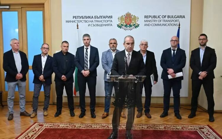 В БДЖ поставят уреди срещу пияни машинисти и диспечери