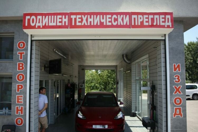 Скок на цените на техническите прегледи на автомобилите, КЗП ще проверява