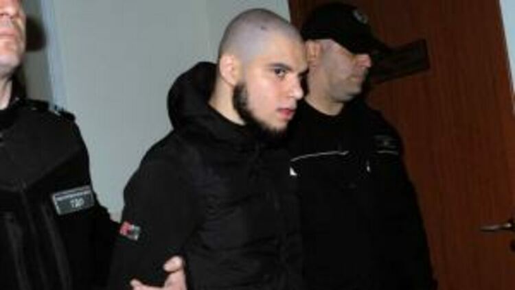 Нов екшън около прокурорския син: Опитал се е да нападне с бухалки служител на ГДБОП