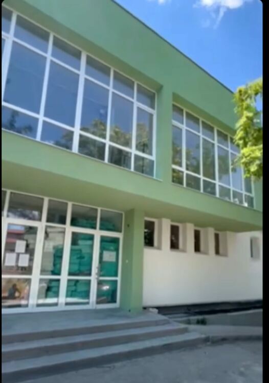 Ремонтът на спортна зала "Асеновец" в Асеновград тече по определения график