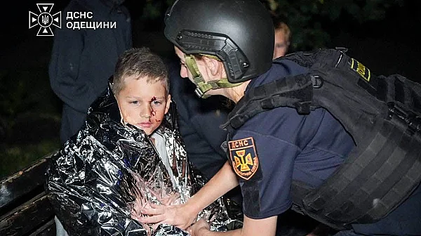 Русия удря Киев и Одеса: Ранени деца, десетки хиляди българи под ударите