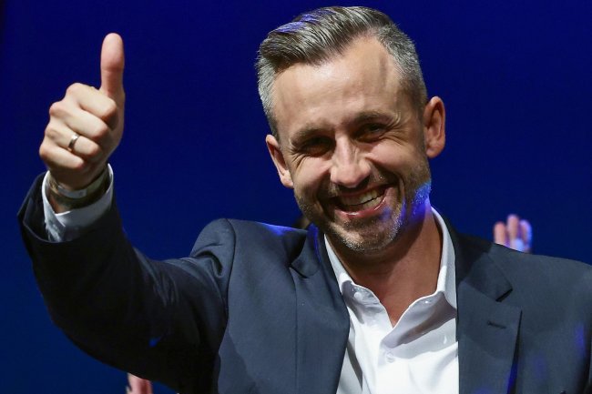 Санитарен кордон: „Алтернатива за Германия“ ще опита да състави управление след историческа победа