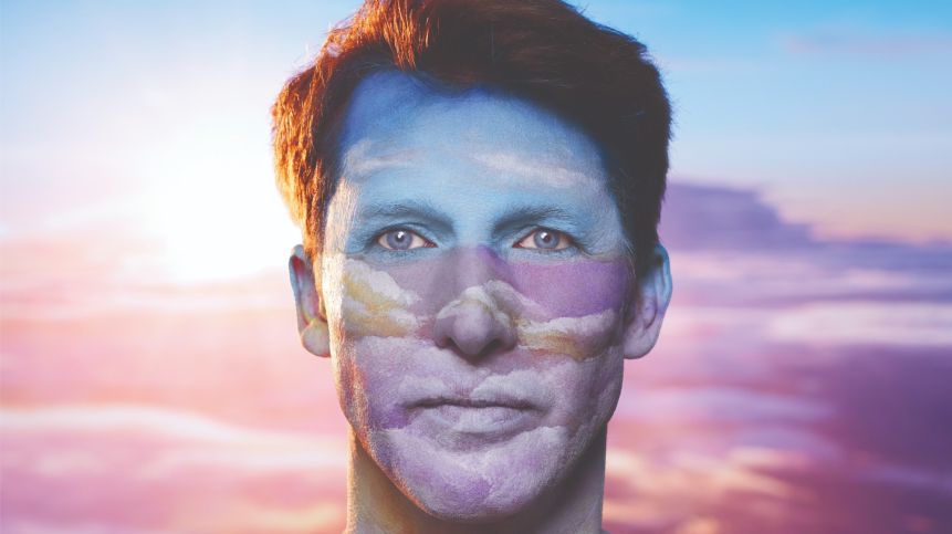 James Blunt се връща към вдъхновението за първия си албум в „Circles“