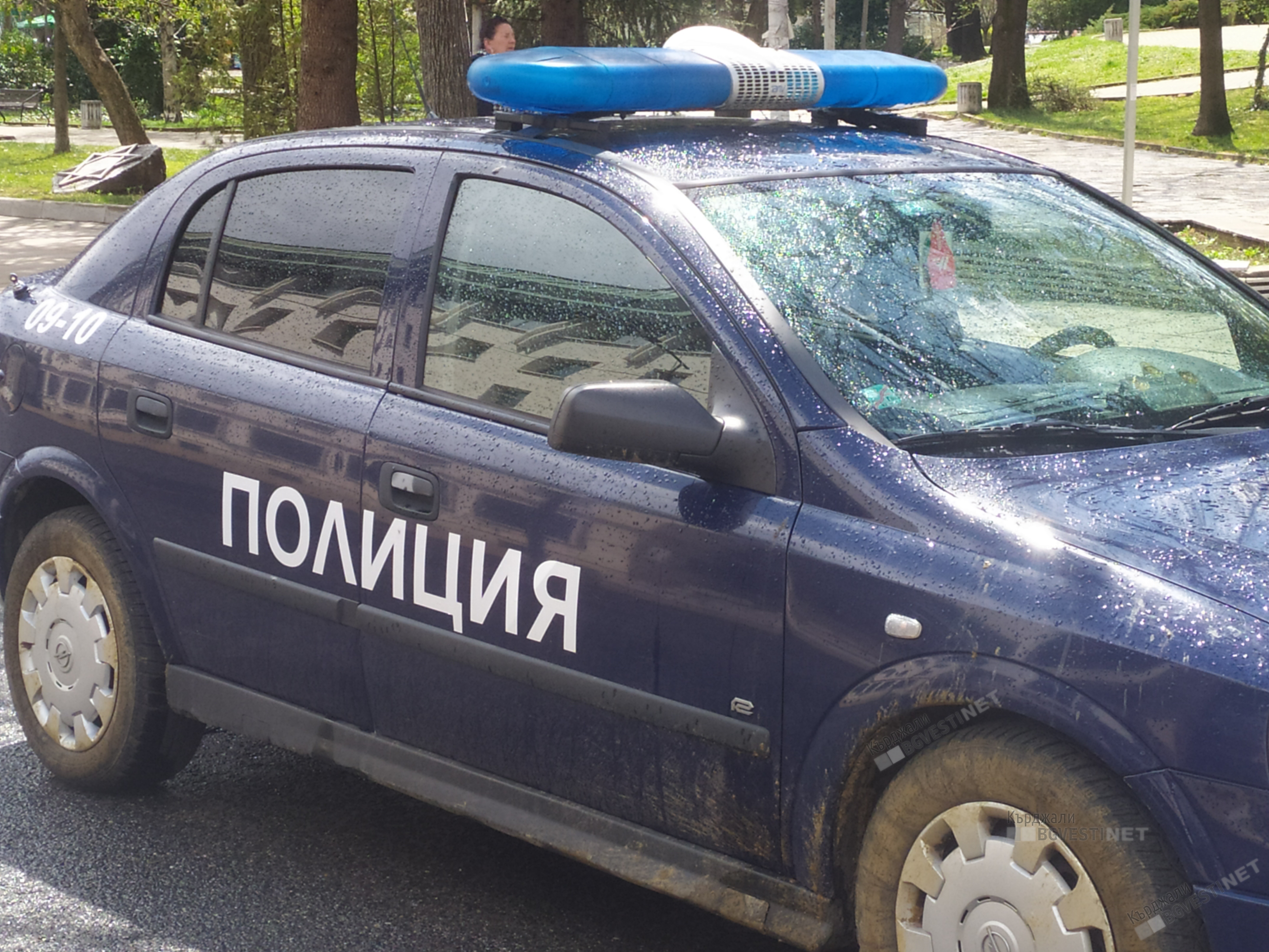 Фолксваген блъсна 77-годишен мотопедист в землището на Момчилград