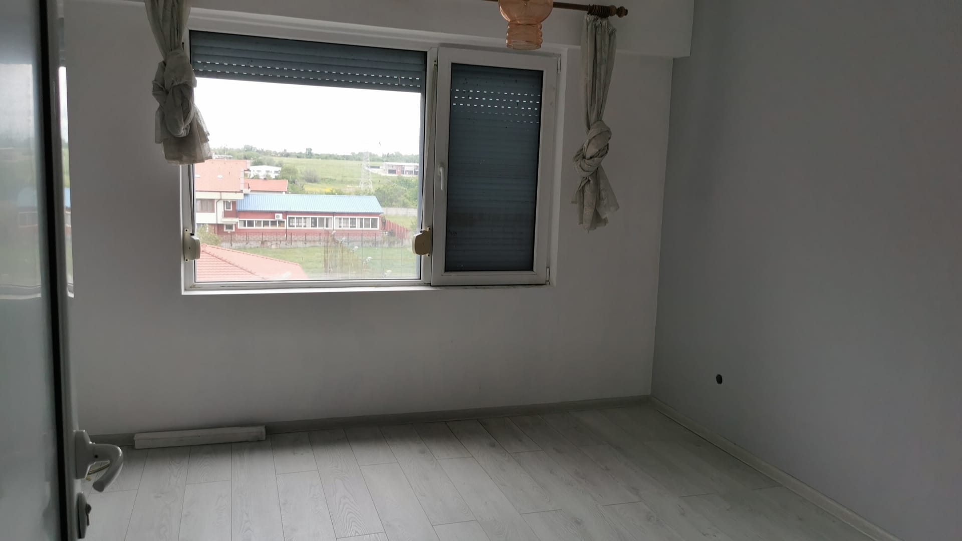 Продава се апартамент в гр. Хасково, кв. Орфей