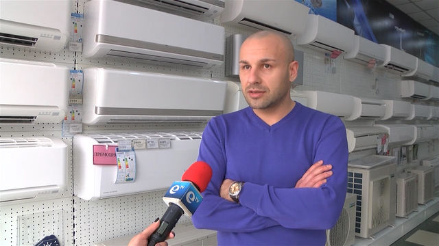 Бум на продажбите на климатици отчитат търговците в Хасково през първите три работни дни на новата година
