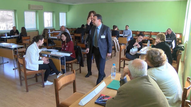 Над 100 безработни до 29 години се включиха в традиционната Младежка трудова борса
