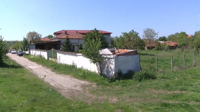 Запечатаха цеха за черва в село Книжовник