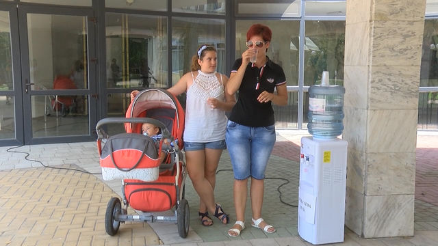 Община Димитровград с лятно работно време заради жегите