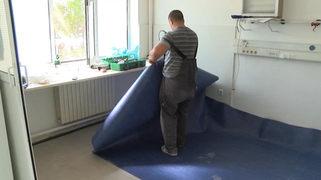 Ремонтират Спешното отделение в хасковската болница