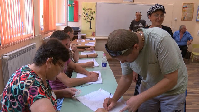 Костадин Атанасов спечели кметските избори в с. Ябълково