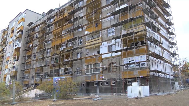 Регионалният министър нареди спиране на приема на заявления за саниране