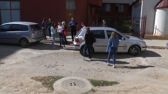 Мръсотия и прахоляк вече 6-та година трови жителите в комплекс” Орфей” 22-К