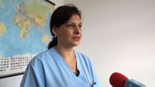 Депутатът д-р Дариткова дава дежурства в Детско отделение